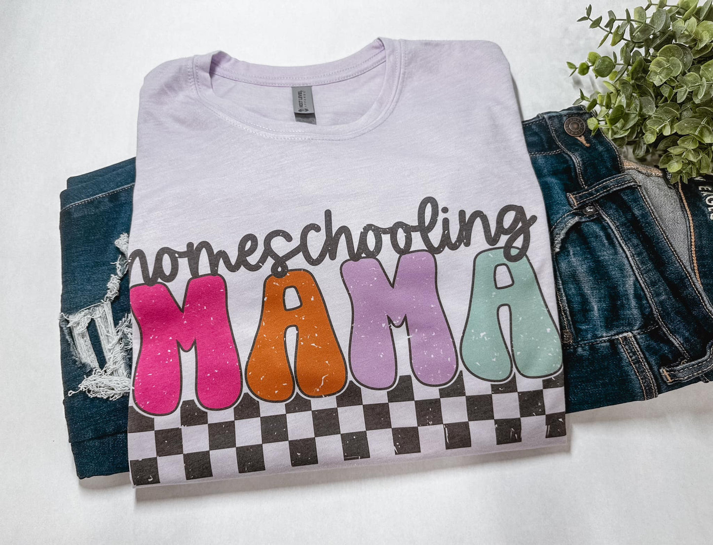 Homeschooling Mama Graphic Tee