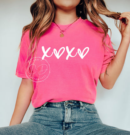 XOXO Comfort Color Tee